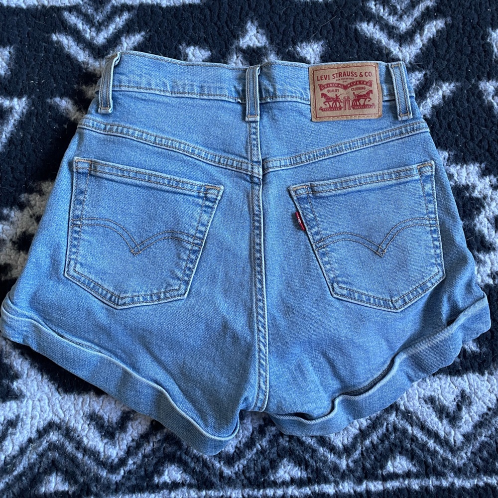 Levi’s shorts